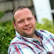 Jody Long's Instagram, Twitter & Facebook