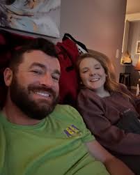 Carley Jo Broyles (@itsocarleyjo) • Instagram photos and videos