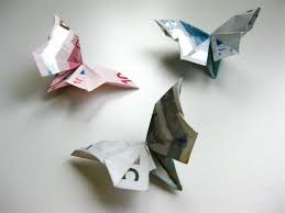 Schmetterling für diesen schmetterling benötigt man nur geld falten schmetterling, eine diy anleitung um ein kreatives geldgeschenk zur hochzeit zu basteln. Origami Geldschein Schmetterling Video Anleitung Handmade Kultur