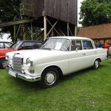 Mercedes Benz 200d W110 Mercedesbenz200d Mercedesw110 W110 200d Mercedesbenz Classicmercedes Mercedesclassic Mercedes Be Instagram Posts Instagram Car