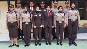 Contoh nama perusahaan di bawah ini bisa dijadikan referensi dan inspirasi untuk membuat nama cv yang bagus. Konveksi Seragam Satpam Profesional Dan Terbaru Garmenesia