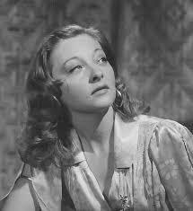 Julie Mitchum's Instagram, Twitter & Facebook