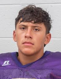 HS FOOTBALL: Vasquez a vital part of Bulldogs' changing culture