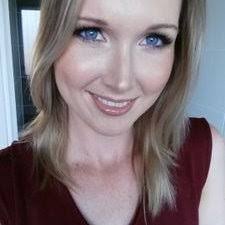 Hayley Vickers's Instagram, Twitter & Facebook