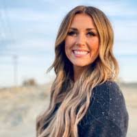 Donna Teeples's Instagram, Twitter & Facebook