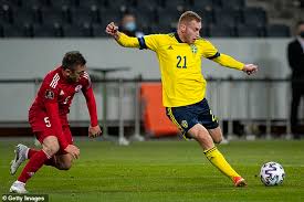 From milan's zlatan ibrahimovic to juventus' dejan kulusevski, the blue and yellows have amongst their ranks a host of footballing veterans and prodigies. Juventus Striker Dejan Kulusevski On Manchester United S Radar But Old Lady Wants To Keep The Swede