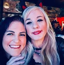 Kristen Karas's Instagram, Twitter & Facebook