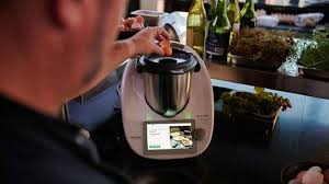 Klikšķiniet šeit, lai uzzinātu vairāk par drošu gatavošanu thermomix tm31. Thermomix Profitiert Vom Kochtrend In Der Coronakrise