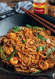 Shrimp Lo Mein Restaurant Style Striped Spatula Recipe Food Recipes Chinese Noodle Dishes