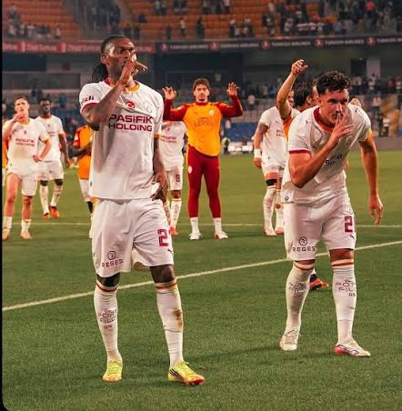 🟡🔴 Galatasaray'da Rafael Leão ve Deniz Gül, ilk kez ilk 11 başlıyor.