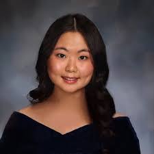 Grace Lim's Instagram, Twitter & Facebook