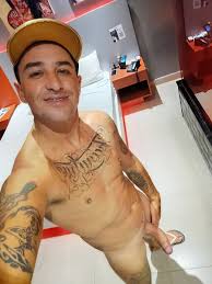 ENGOLINDO A ROLA DO VELHO DE 20 CM - XNXX.COM com mamada profunda e gozada no boca