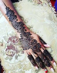 The Beautiful Look With No Words To Describe Its Beauty Henna Designs Hand Unique Mehndi Designs New Mehndi Designs