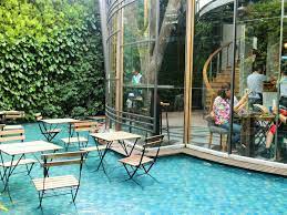 Tempat wisata tersebut telah diresmikan sejak tahun 1933 sejak pemerintahan belanda dan sekarang dikelola oleh yayasan margasatwa tamansari. Tempat Wisata Di Bandung Sekitar Itb Area Wisata Asia