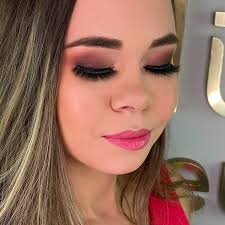 Kat Muller Makeup की प्रोफ़ाइल