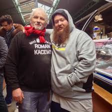 Since more than 10 years, the stand at the enfants rouges market of alain roussel, a real figurehead of the marais, is highly coveted. Facebook