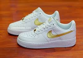 Nike Air Force 1 Low Lizard Kicksonfire Com Nike Air Force Nike Gold Nike Shoes