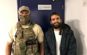 Слу́жба безпе́ки украї́ни — державний правоохоронний орган спеціального призначення, який забезпечує державну безпеку україни. Poyavilos Video Pobega Korolya Narkointerneta Izrailya Ot Sbu Gromadskoe Televidenie Gromadskoe Televidenie