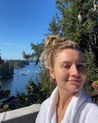 Island gyaaal 🌊 Quick trip w my fam ☺️