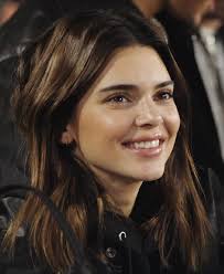 Kendall Jenner Fan Page On Instagram I Hope You Are Always Happy And Smiling Love You So Much Kenny Kendall Jenner Hair Kendall Jenner Icons Kendall