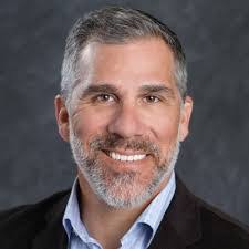 Ken Maring's Instagram, Twitter & Facebook