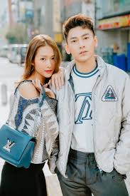 Hai phim việt cạnh tranh 23 phim ngoại ở rạp tháng 10 người bất tử (đạo diễn victor vũ) và quý cô thừa kế (hoàng duy) là tác phẩm nội công chiếu trong tháng. Vá»«a Má»i Cáº·p Ke Song Luan Kháº£ Ngan Ä'a Tay Trong Tay Tinh Tá»© Cung Isaac