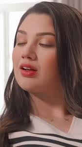 Alex Vix's Instagram, Twitter & Facebook