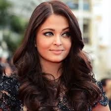 Do round faces look good with short hair? How To Pick A Bridal Hairstyle For A Round Face Shape Vogue India Vogue India