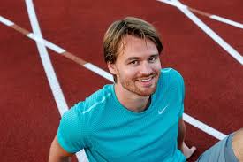 Dafne showed her interest in athletics at a very young age. Derek Broer Van Dafne Sanne Dafne Schippers Sport Atlete Facebook