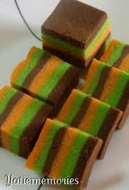 Jika biasanya anda menjumpai kek lapis warna pink. Resepi Kek Lapis Kukus Paling Sedap Famousresipi Farbuck Com