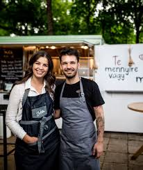 Az összes félretett pénzüket beleülték és komoly folyószámlahitelt is felvettek. Kisbolt Street Kitchen