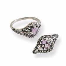 Paintings by old masters, modern and contemporary artists, famous and less known fine art, art history, portraits, landscape and figurative painting. Bagues Art Deco En Argent L Boutique Bijoux Cocktails Paris 6e