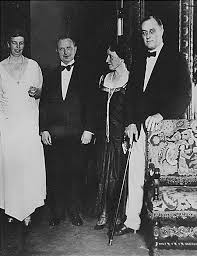 Franklin And Eleanor Roosevelt And Caroline O Day Albany 1930 Franklin D Roosevelt Eleanor Roosevelt Franklin Delano Roosevelt