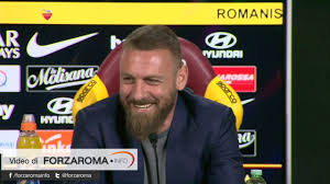 Valentino rossi e il ritiro, le altre possibilità. Daniele De Rossi La Conferenza Stampa Integrale Del Suo Addio Alla Roma Youtube