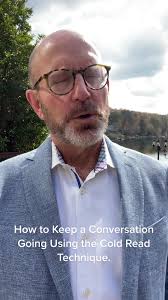 Effective Conversation Techniques: Mastering the Cold Read Method