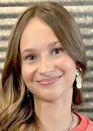 Seven girls seek Fair Queen title