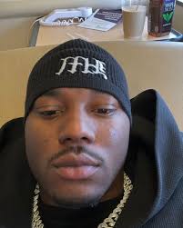 Got a text from momma she told me “keep it up” ! I texted back, “for shit  sho”