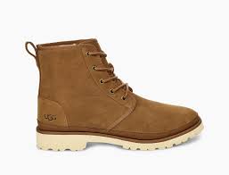 You'll find classic sheepskin boots, stylish leather ugg boots and slippers all with free uk and international delivery available. Men S Harkland Ugg Official