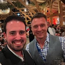 Robin Kress's Instagram, Twitter & Facebook