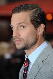 Logan Marshall