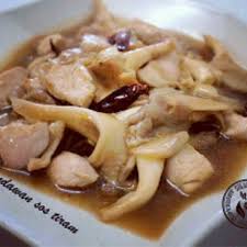 Seperti kita tahu, saus tiram mampu 'menyulap' sajian apapun jadi gurih dan lezat. Aneka Resepi Ayam Cendawan Sos Tiram Bahan Bahan 1 Peket