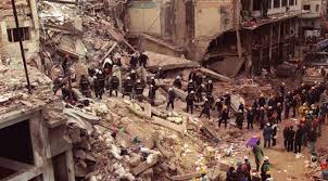 En el atentado terrorista murieron 29 personas, entre israelíes y argentinos e hirió a otras 242. Mi1zdwfhrexpum