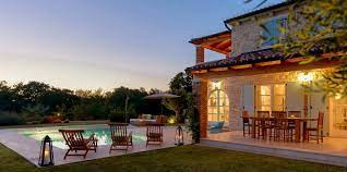 Location De Vacances Les 7 Regles D Or D Abritel Homeaway Pour Reserver En Toute Securite Femme Actuelle Le Mag