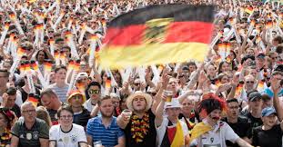 Nach der wm 2006 findet 2024 das nächste große fußballturnier in deutschland statt. Em 2024 Findet In Deutschland Statt Dfb Setzt Sich Bei Abstimmung Durch