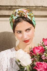 Top 5 des tenues et styles avec un bandana royalbandana / peu importe la taille de votre. Indira De Paris Accessoires De Tete Tendances Turbans Faciles Et Bijoux Made In France