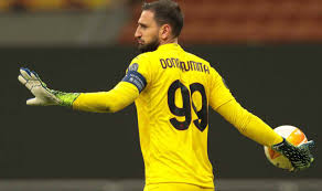 Donnarumma alla juventus è una ovvia mossa mediatica, o poco più, di mino raiola per forzare la mano al milan, che ha gestito in maniera dilettantistica il rinnovo del contratto del suo giocatore simbolo, in scadenza fra due mesi. Donnarumma Alla Juventus Richiedera Un Doppio Sacrificio