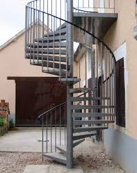 Photo S15 Gamme Initiale Spir Deco Classique Escalier Standard D Exterieur En Acier Galvanise Y Compris Pa Escalier Escalier Exterieur Escaliers En Acier