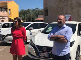 Ha sempre continuato a mantenere la sua città come punto di riferimento e di continuo ritorno. Oristano Citta Smart In Servizio 7 Auto Elettriche Sardegna Reporter