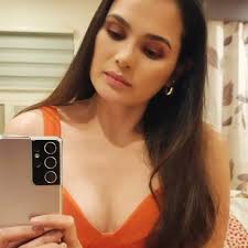 Nakakalungkot na kailangan pang magpost ng mga restaurants nito… please  mahiya naman kayo, namemeke ng PWD cards 😅