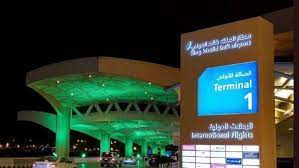 بدأت اليوم أولى الرحلات الدولية من مطار الملك خالد الدولي بالرياض إلى مطار سراييفو الدولي, وذلك مع سريان قرار رفع تعليق السفر للخارج عبر مختلف المطارات الدولية بالمملكة. Ù…ÙˆÙ‚Ø¹ Ø®Ø¨Ø±Ù†ÙŠ Ø§Ù„Ø£Ù…Ø·Ø§Ø± ØªØºØ±Ù‚ Ù…Ø·Ø§Ø± Ø§Ù„Ù…Ù„Ùƒ Ø®Ø§Ù„Ø¯ ÙÙŠ Ø§Ù„Ø±ÙŠØ§Ø¶
